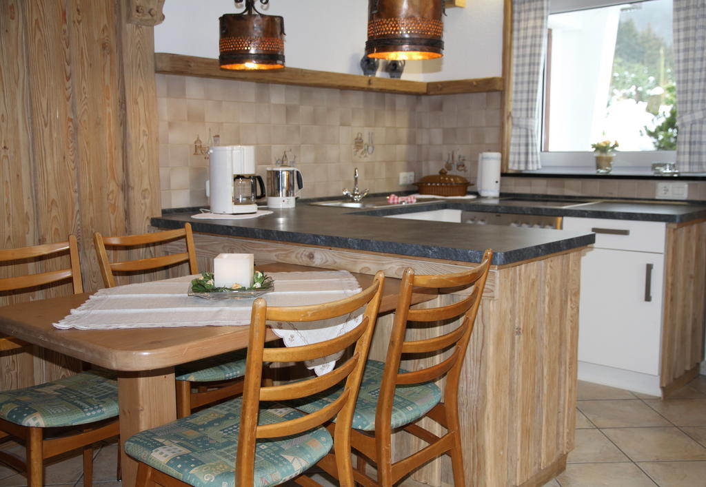 Ferienwohnung Buecker Schmallenberg Szoba fotó